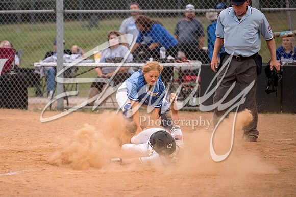 2023.10.03 FHS Softball Vs. Boonville (Senior Night)02800