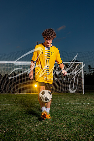 2023.09.27 FHS Soccer Seniors00174