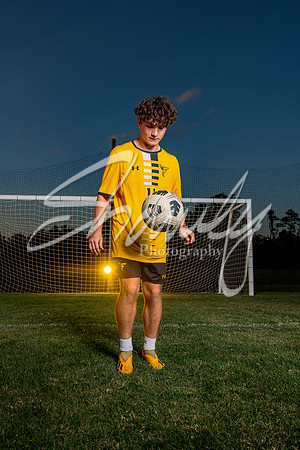 2023.09.27 FHS Soccer Seniors00175