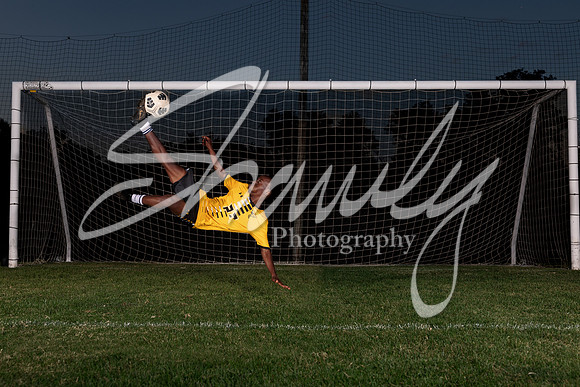 2023.09.27 FHS Soccer Seniors00190-Edit