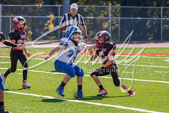 2023.09.23 S. Boone Area YMCA Football00447