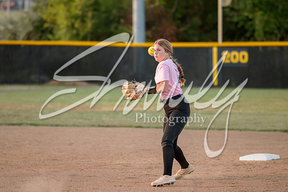 2023.10.10 FHS Softball Vs. Mexico00038