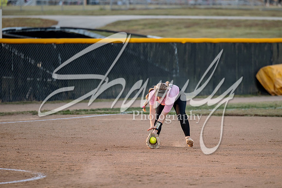 2023.10.10 FHS Softball Vs. Mexico00043