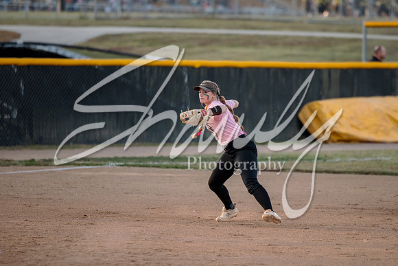 2023.10.10 FHS Softball Vs. Mexico00045