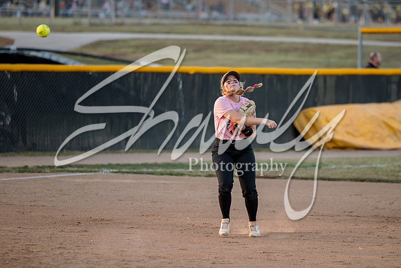 2023.10.10 FHS Softball Vs. Mexico00050