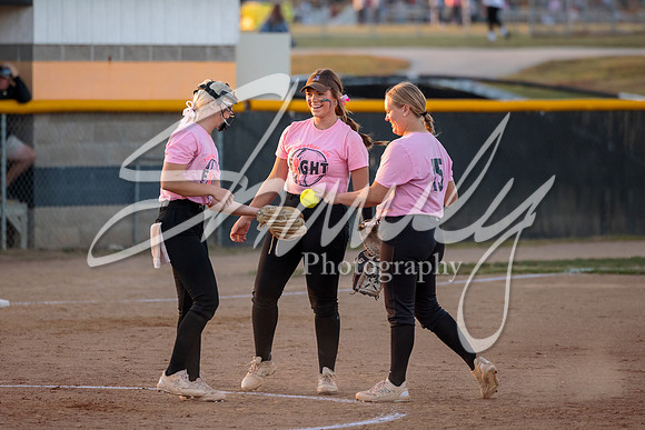 2023.10.10 FHS Softball Vs. Mexico00057