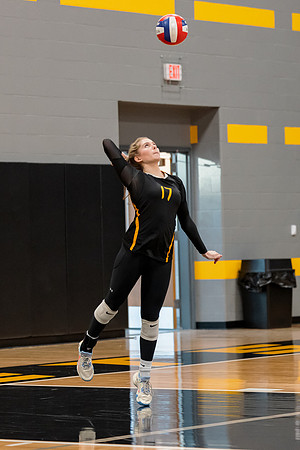 2023.10.23 FHS Volleyball District Championship-3