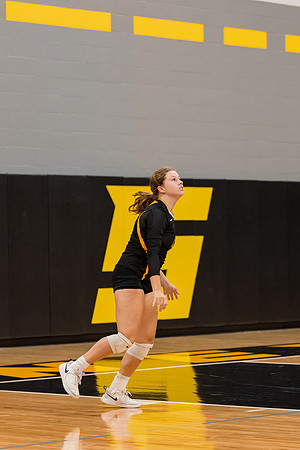 2023.10.23 FHS Volleyball District Championship-24