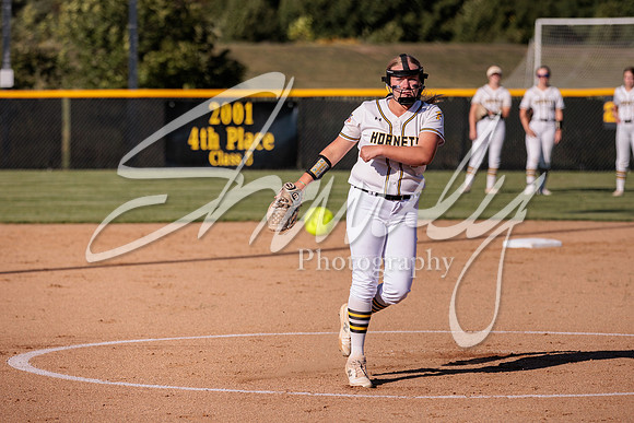 2022.09.12 FHS Softball Vs. Blair Oaks2516