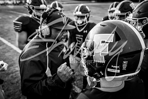 2021.08.27 FHS Football Vs. Osage00199