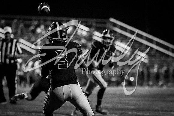 2021.08.27 FHS Football Vs. Osage02565