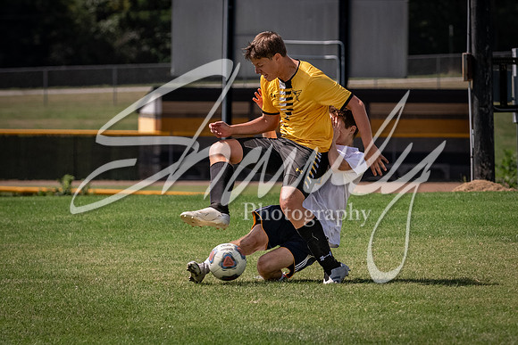 2021.08.27 FHS Boys Soccer00032