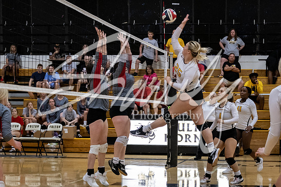2021.08.30 FHS Volleyball Vs. Mexico03531