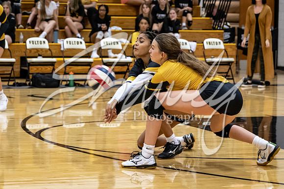 2021.08.30 FHS Volleyball Vs. Mexico01576
