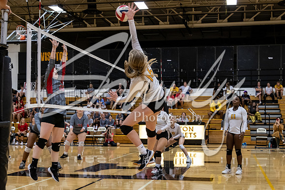 2021.08.30 FHS Volleyball Vs. Mexico02199