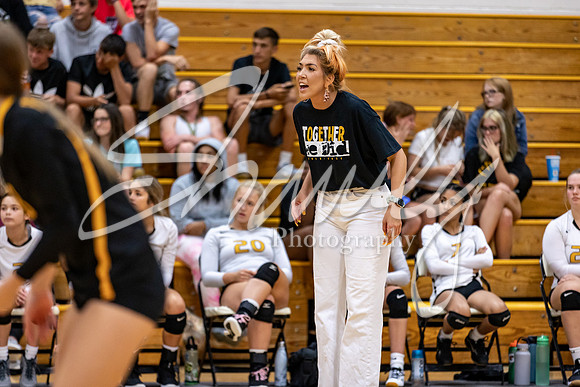 2021.08.30 FHS Volleyball Vs. Mexico00679