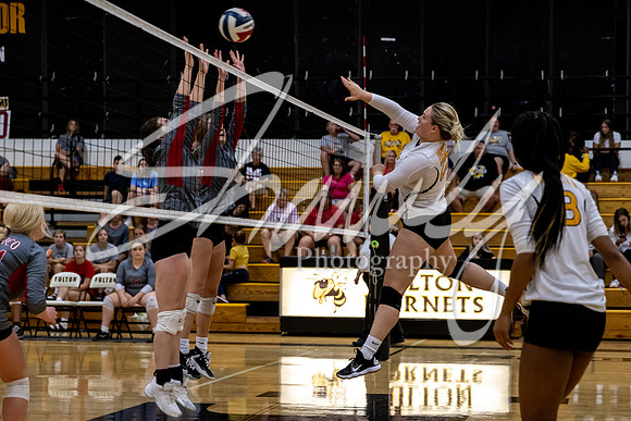 2021.08.30 FHS Volleyball Vs. Mexico04016