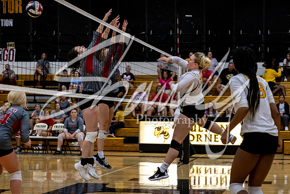 2021.08.30 FHS Volleyball Vs. Mexico04017