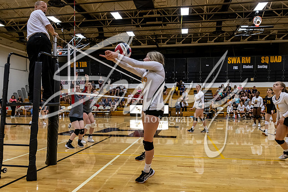 2021.08.30 FHS Volleyball Vs. Mexico05098