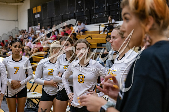 2021.08.30 FHS Volleyball Vs. Mexico02930