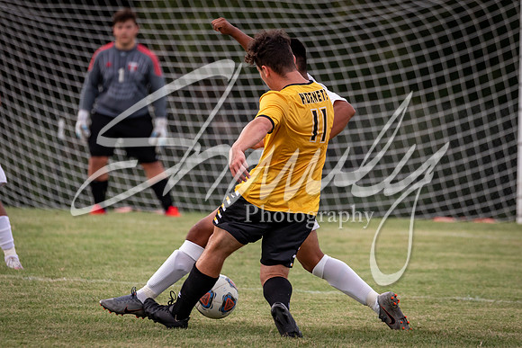 2021.09.02 FHS Boys Soccer Vs. Mexico02350