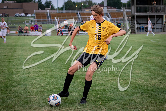 2021.09.02 FHS Boys Soccer Vs. Mexico04499