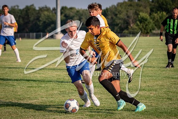 2021.09.07 FHS Boys Soccer Vs. Boonville01065