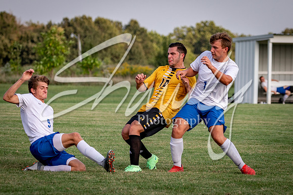 2021.09.07 FHS Boys Soccer Vs. Boonville00438