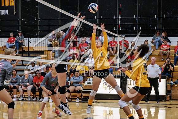 2022.09.19 FHS Volleyball Vs. Mexico2737
