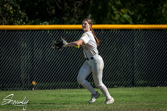 2021.10.16 FHS Softball Vs. Hallsville Districts-01625