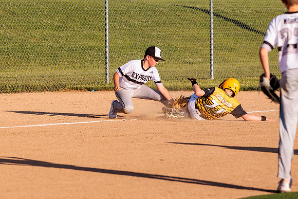2022.05.18 Sting Vs. Express3055