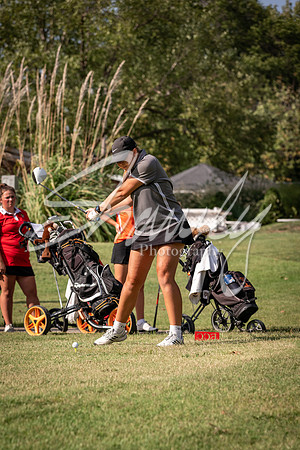 2021.09.20 FHS Gilrs Golf00302