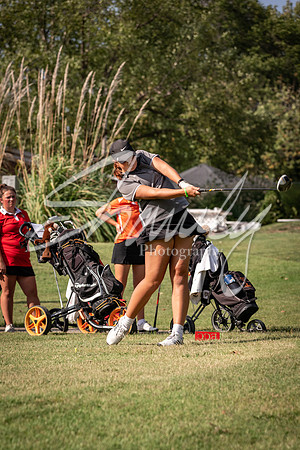 2021.09.20 FHS Gilrs Golf00304