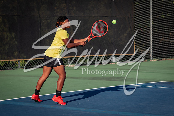 2021.09.20 FHS Girls Tennis00128