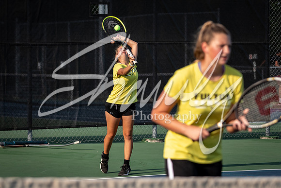 2021.09.20 FHS Girls Tennis00157