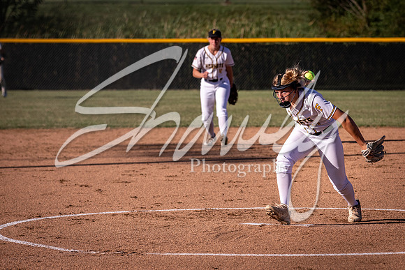 2021.09.23 FHS Softball Vs. Marshall-00226