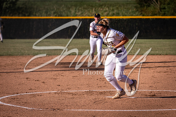 2021.09.23 FHS Softball Vs. Marshall-00229