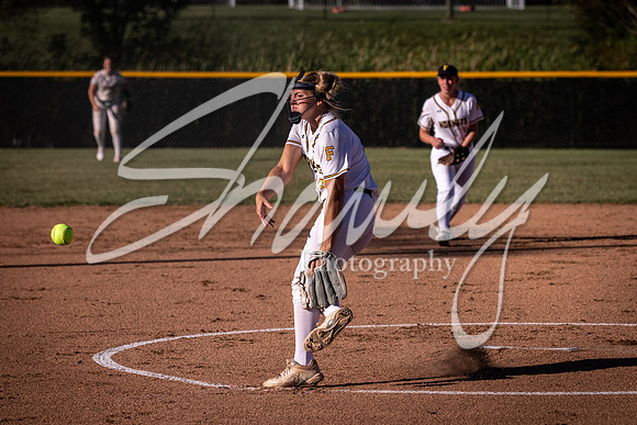 2021.09.23 FHS Softball Vs. Marshall-00235