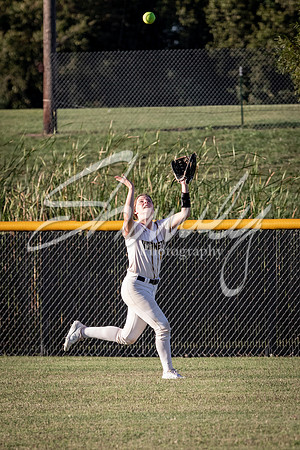 2021.09.23 FHS Softball Vs. Marshall-00276