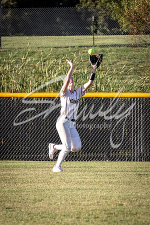 2021.09.23 FHS Softball Vs. Marshall-00277