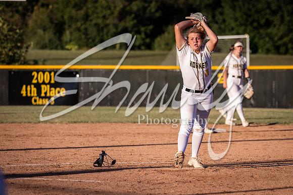 2021.09.23 FHS Softball Vs. Marshall-00418