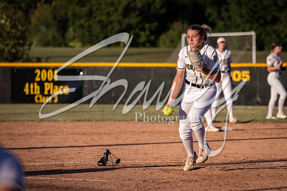 2021.09.23 FHS Softball Vs. Marshall-00426