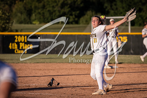 2021.09.23 FHS Softball Vs. Marshall-00429