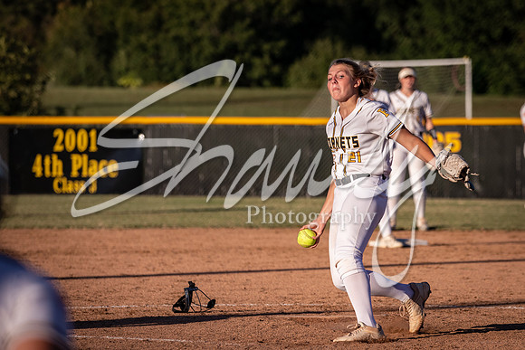 2021.09.23 FHS Softball Vs. Marshall-00430