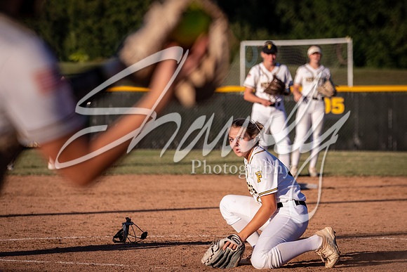 2021.09.23 FHS Softball Vs. Marshall-00439