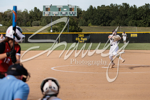 2022.09.01 FHS Softball Vs. Marshall1737