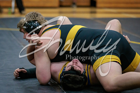2022.01.25 FHS Wrestling Quad01911