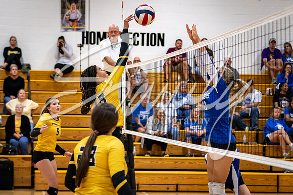 2021.09.30 FHS Volleyball Vs. Boonville-01275