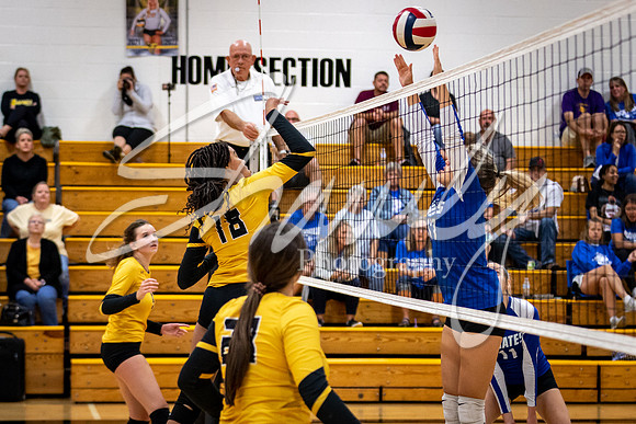 2021.09.30 FHS Volleyball Vs. Boonville-01277