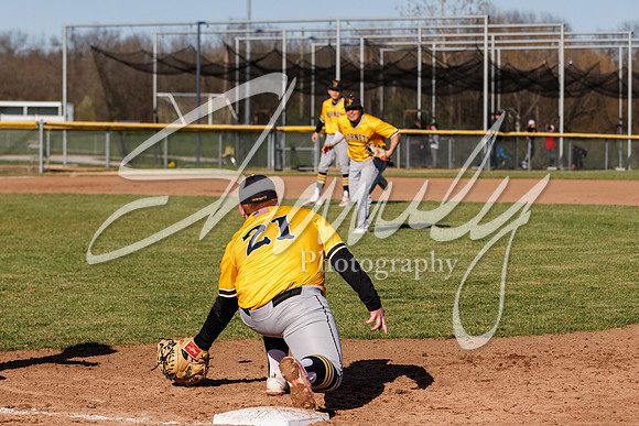 2022.04.14 FHS Baseball Vs. Kirksville0392